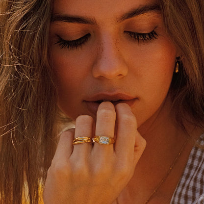 Bond Ring
