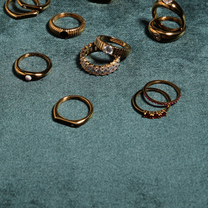 “Bordeaux” Thin Ring