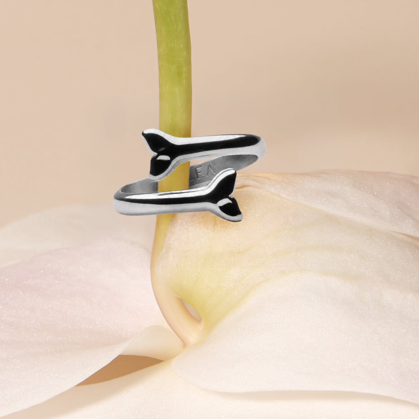Whale Tail Ring